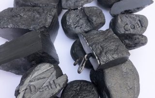 Smed: Åsa Elmstam Foto: Filip Palmén. Titel: Behavior that shows a lack of good sense or judgment