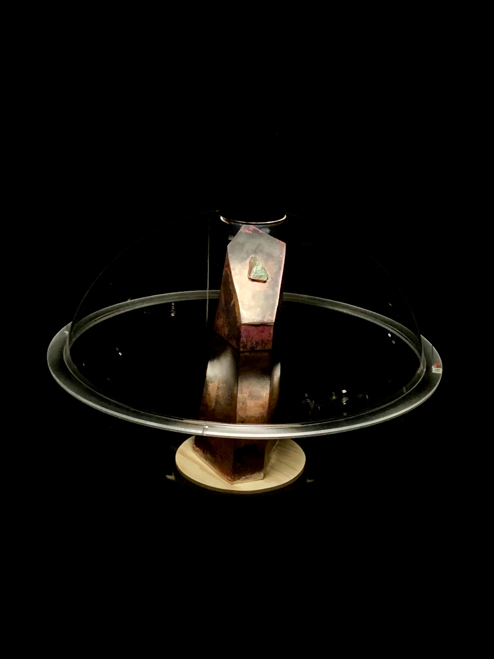 Smed: Niki Ulfstedt Foto: Emma Jernberg. Titel: Tidskapsel