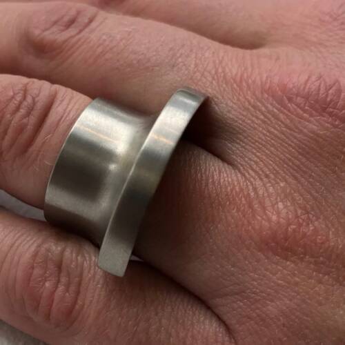 Nutida Svenskt Silver Ring ring Tobias Birgersson foto Tobias Birgersson - Nutida Svenskt Siver